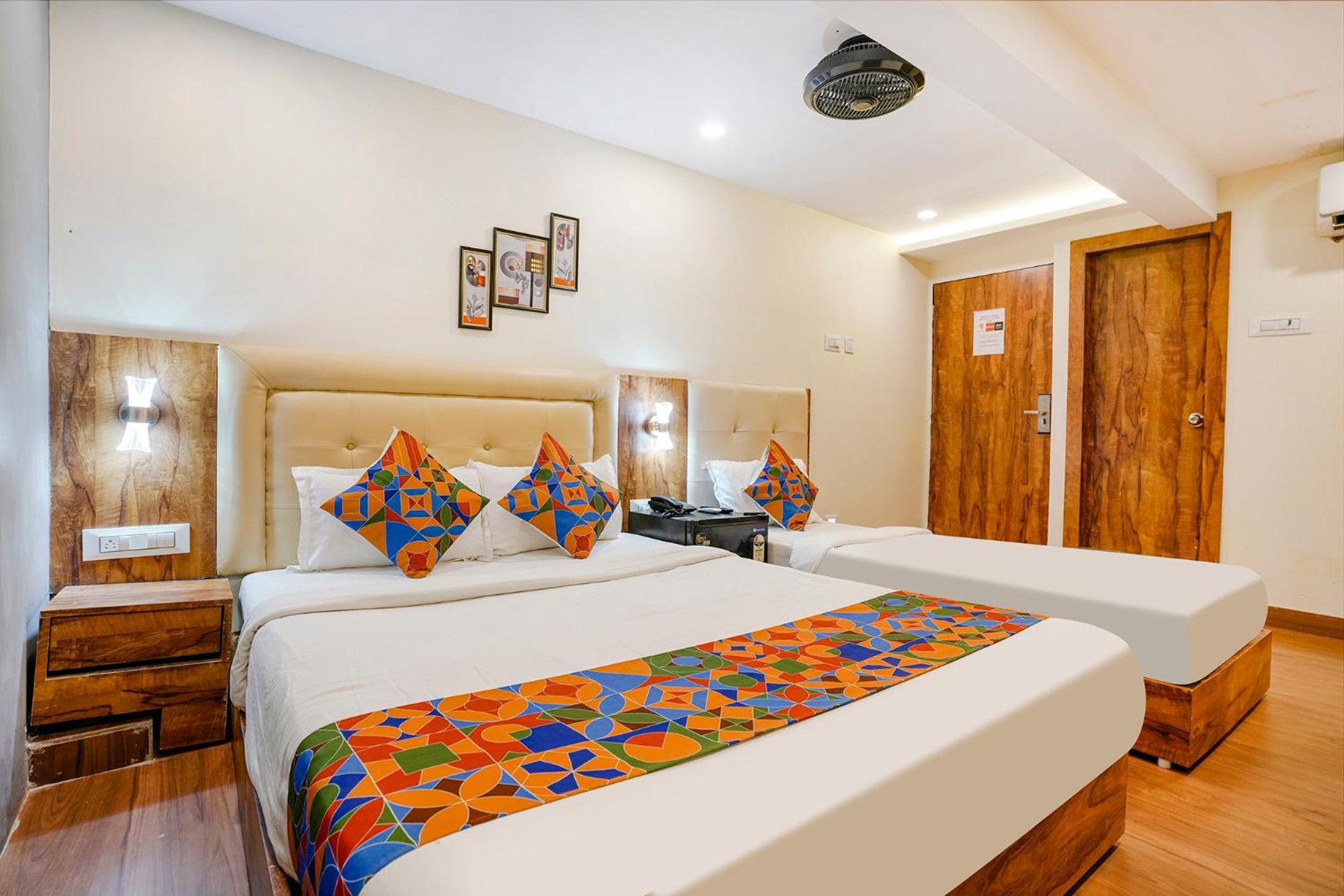 Fabhotel Grand Prime Nr Nesco Hotel Mumbai Exterior photo